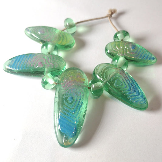 Green dagger graduated art glass bead set Jolene Beads