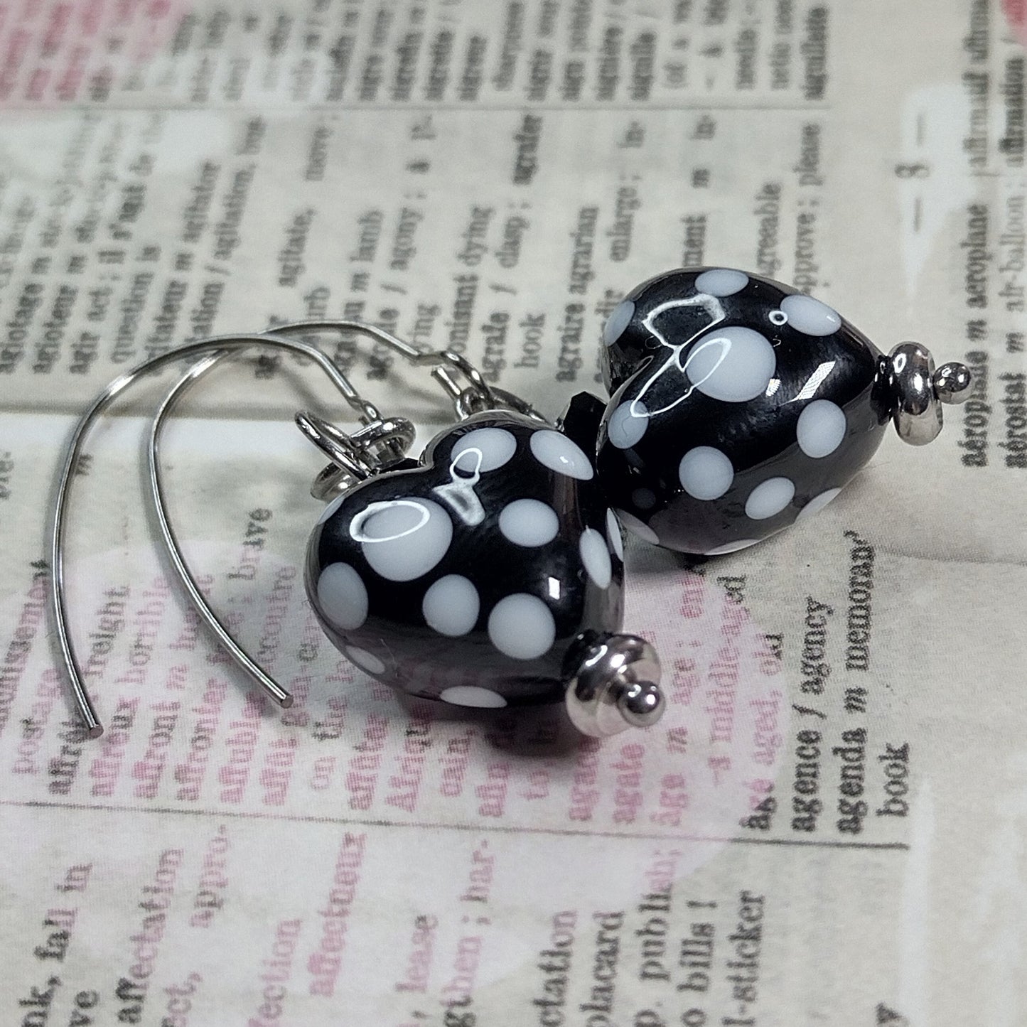 Newsprint heart earrings Jolene Beads