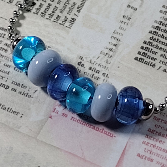 Ocean colour swatch bracelets Jolene Beads